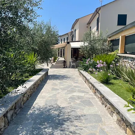 Guest house Il Canneto *