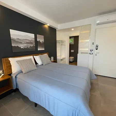 Il Canneto Guest house *